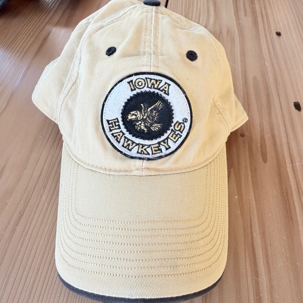 Vintage Y2K Iowa Hawkeyes Yellow Patch Ballcap